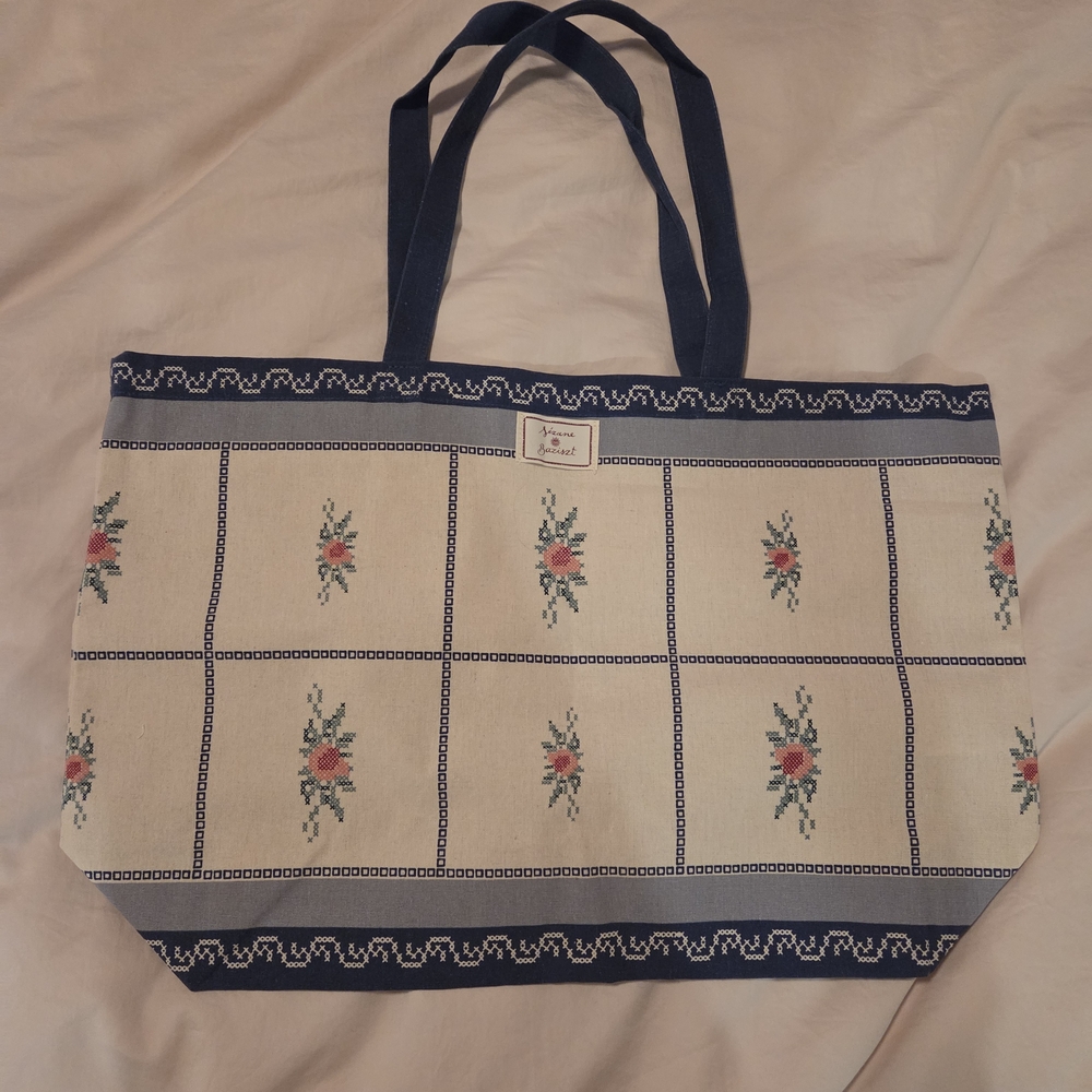 Sezane X Baziszt Floral Tote Bag - Blue and Cream With Flowers.  NWOT.